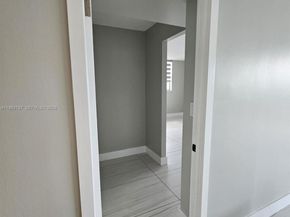 15600 NW 7th Ave 703, Miami FL 33169