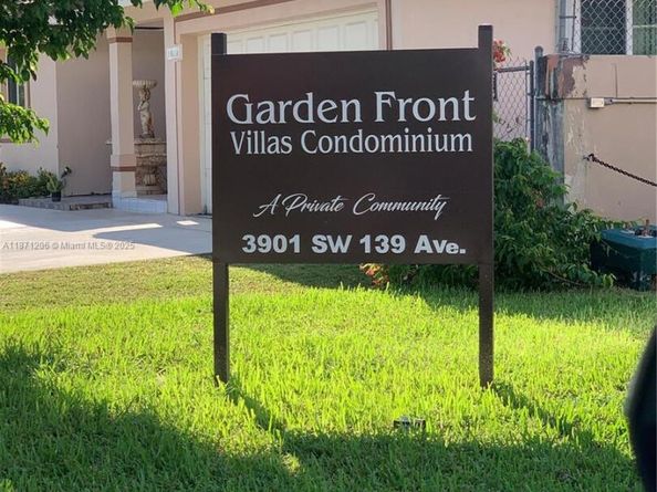 3901 SW 109th Ave A11, Miami FL 33165