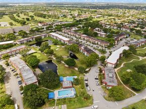 711 S Hollybrook Dr 109, Pembroke Pines FL 33025