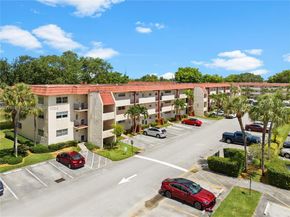 711 S Hollybrook Dr 109, Pembroke Pines FL 33025