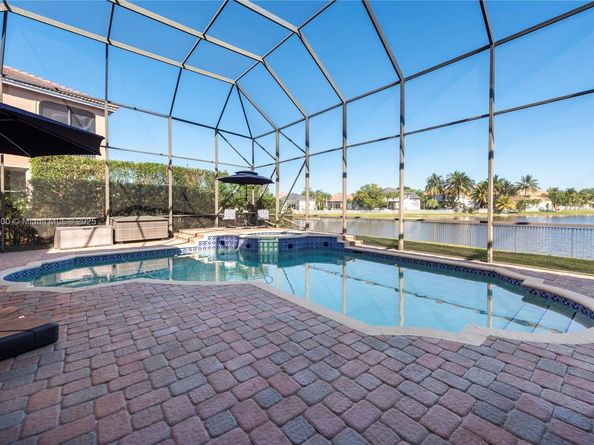18991 SW 32nd St, Miramar FL 33029