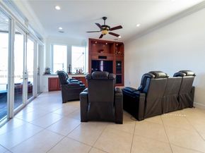 18991 SW 32nd St, Miramar FL 33029