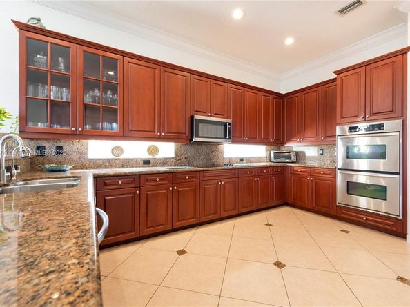 18991 SW 32nd St, Miramar FL 33029