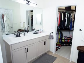 470 SE 34TH Ter, Homestead FL 33033