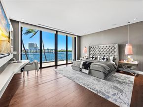 16470 NE 30th Ave, North Miami Beach FL 33160