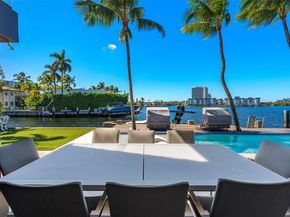 16470 NE 30th Ave, North Miami Beach FL 33160