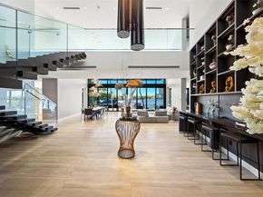 16470 NE 30th Ave, North Miami Beach FL 33160