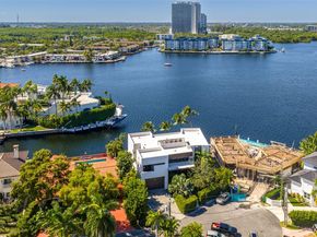 16470 NE 30th Ave, North Miami Beach FL 33160