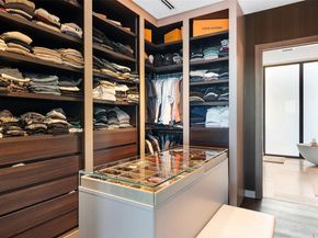 16470 NE 30th Ave, North Miami Beach FL 33160