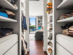 16470 NE 30th Ave, North Miami Beach FL 33160