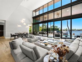 16470 NE 30th Ave, North Miami Beach FL 33160