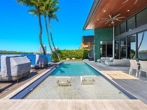 16470 NE 30th Ave, North Miami Beach FL 33160