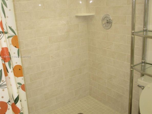 10715 W Clairmont Cir 212, Tamarac FL 33321