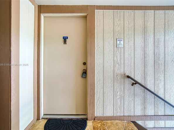 10715 W Clairmont Cir 212, Tamarac FL 33321