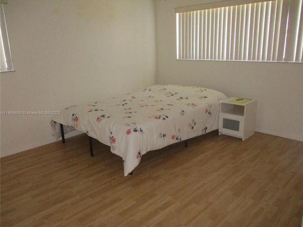 10715 W Clairmont Cir 212, Tamarac FL 33321