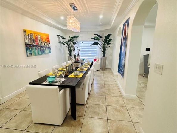 6040 SW 97th Ave, Miami FL 33173