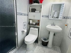 6040 SW 97th Ave, Miami FL 33173
