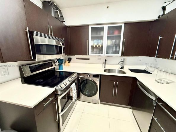 Undisclosed Address #A11856254, Miami Beach FL 33139