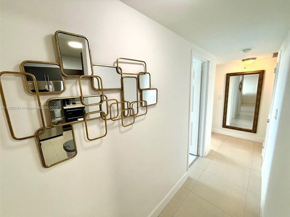 Undisclosed Address #A11856254, Miami Beach FL 33139