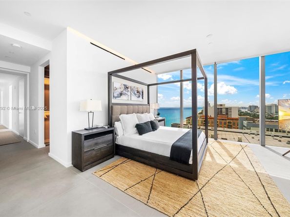 2000 S Ocean Dr 22B, Hallandale Beach FL 33009