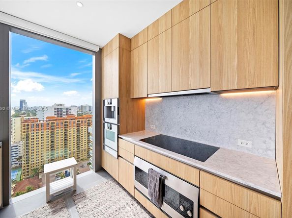 2000 S Ocean Dr 22B, Hallandale Beach FL 33009