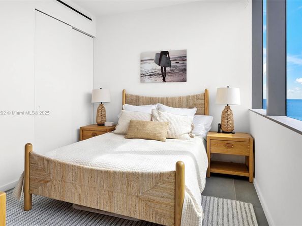 2000 S Ocean Dr 22B, Hallandale Beach FL 33009