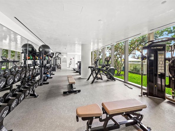 2000 S Ocean Dr 22B, Hallandale Beach FL 33009