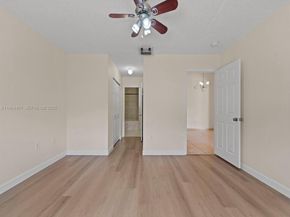 4962 SW 143rd Ave, Miami FL 33175