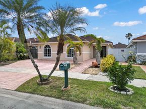 4962 SW 143rd Ave, Miami FL 33175