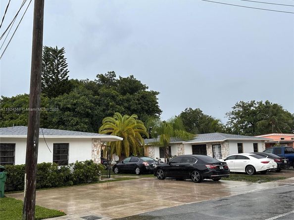 1865 NW 55th Ter, Miami FL 33142