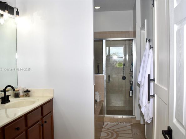 3372 SE 7th Ct, Homestead FL 33033