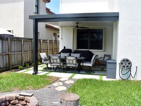 3372 SE 7th Ct, Homestead FL 33033