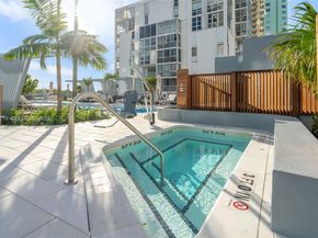 175 SE 25 Rd 3003, Miami FL 33129