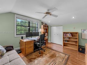 11018 SW 147th Pl, Miami FL 33196