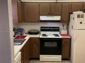 9581 Sunrise Lakes Blvd 202, Sunrise FL 33322