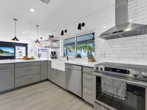 590 SW 178th Way, Pembroke Pines FL 33029