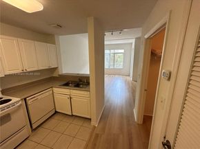 1200 Town Center Dr 217, Jupiter FL 33458
