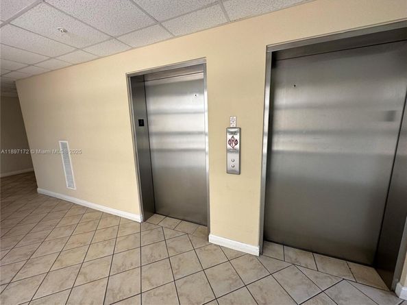 1200 Town Center Dr 217, Jupiter FL 33458