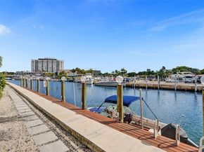 13105 Ixora Ct 319, North Miami FL 33181