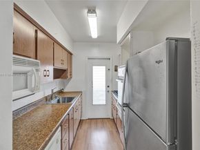 13105 Ixora Ct 319, North Miami FL 33181