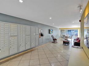13105 Ixora Ct 319, North Miami FL 33181