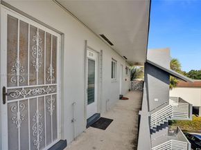 13105 Ixora Ct 319, North Miami FL 33181