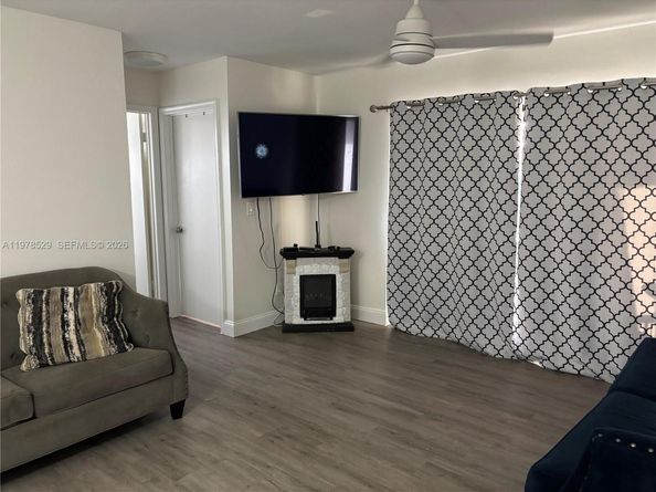 3615 NW 94th Ave 8F, Sunrise FL 33351