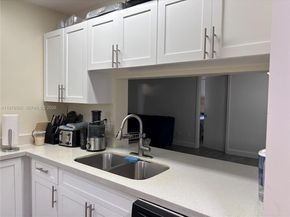 3615 NW 94th Ave 8F, Sunrise FL 33351