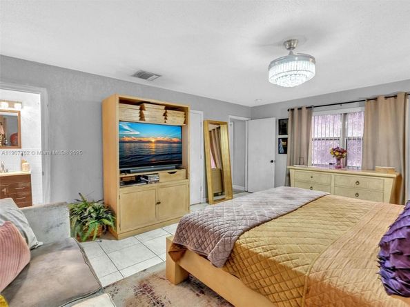 1307 NW 11 Street, Fort Lauderdale FL 33311