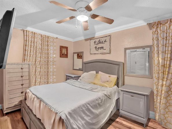 1307 NW 11 Street, Fort Lauderdale FL 33311