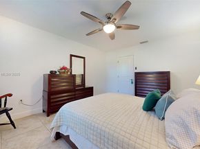 11282 SW 9th Ct, Pembroke Pines FL 33025