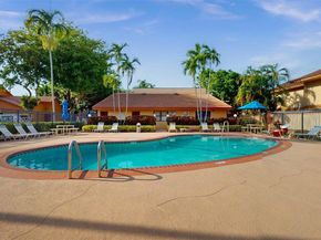 11282 SW 9th Ct, Pembroke Pines FL 33025