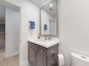 11282 SW 9th Ct, Pembroke Pines FL 33025