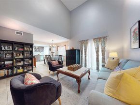 11282 SW 9th Ct, Pembroke Pines FL 33025